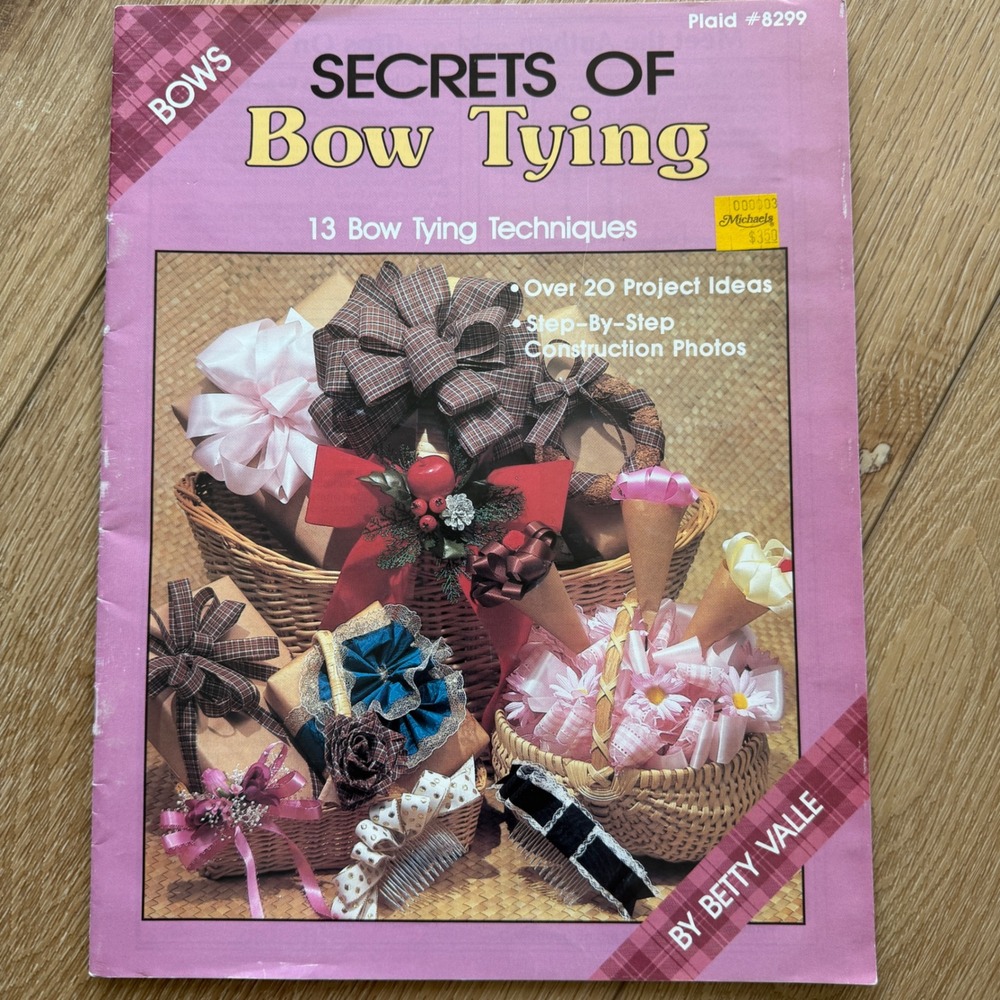 Secrets of Bow Tying Betty Valle Plaid 8299 Vintage 1988 Craft Instruction Book